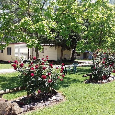 Khancoban Lakeside Caravan Park المظهر الخارجي الصورة