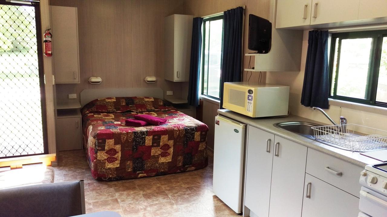 Khancoban Lakeside Caravan Park المظهر الخارجي الصورة