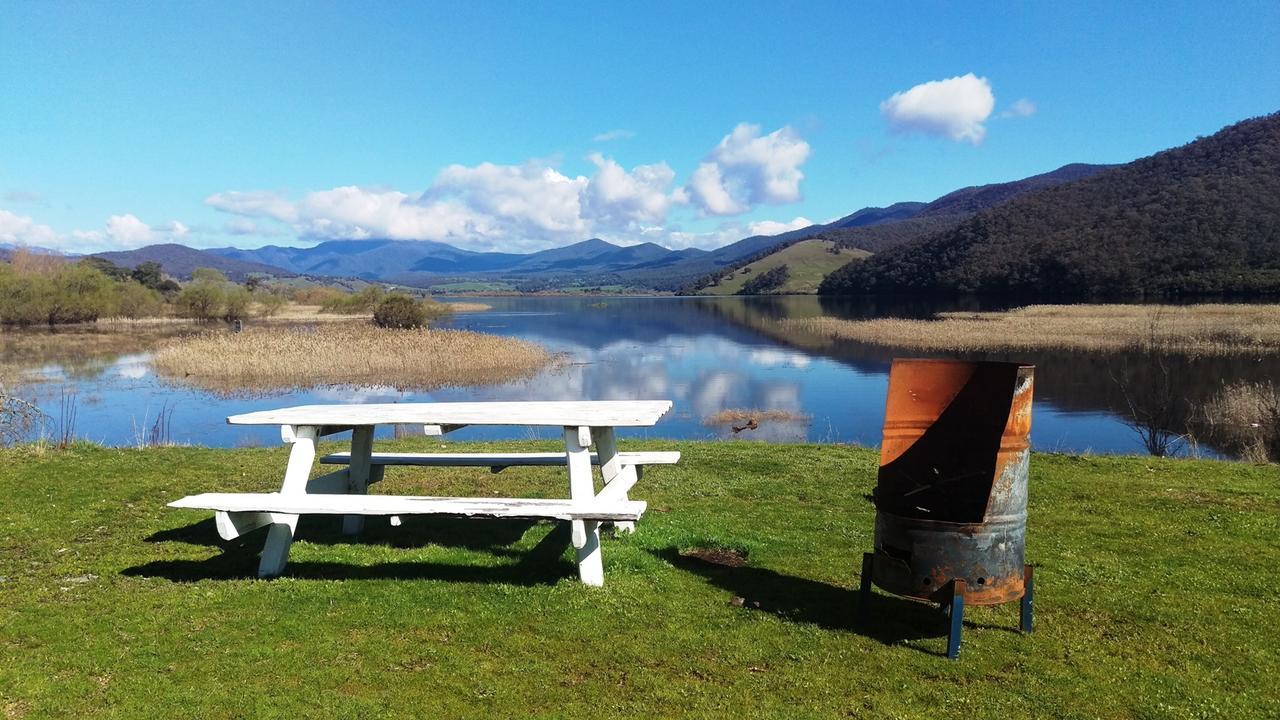 Khancoban Lakeside Caravan Park المظهر الخارجي الصورة