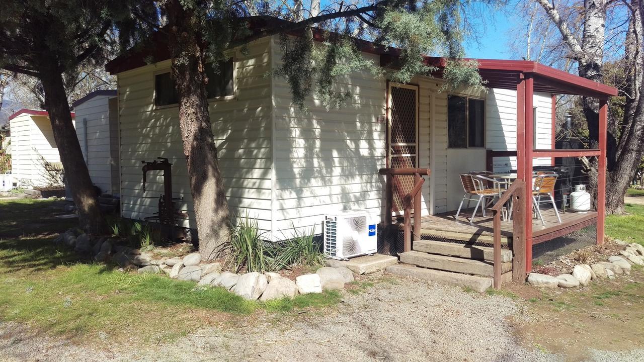 Khancoban Lakeside Caravan Park المظهر الخارجي الصورة